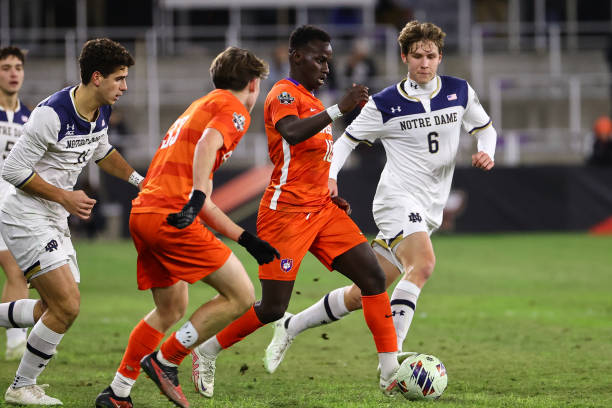 斯泰恩如能 斯泰恩如能